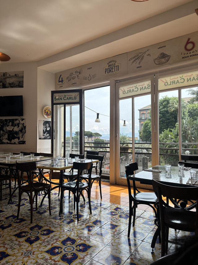 “A Slice of Naples: Heartfelt Flavors & Warm Vibes at San Carlo 🍕🇮🇹”