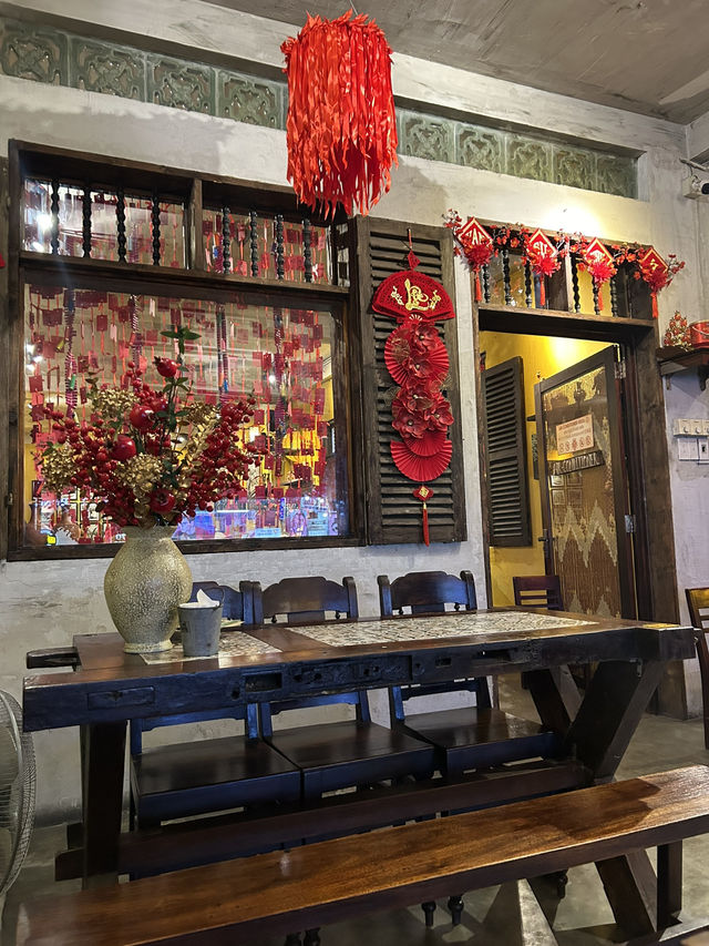 Top insta list cafe& restaurants you should visit in Da nang
