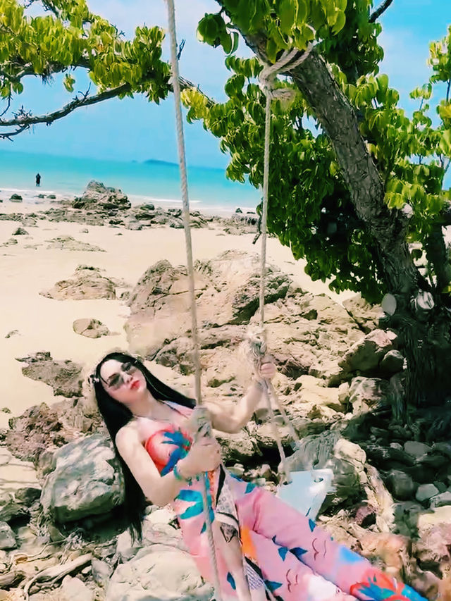 “บาหลีไม่ต้องบิน! แค่ระยองก็ได้ฟีลทะเลในฝัน 🏝️☀️”