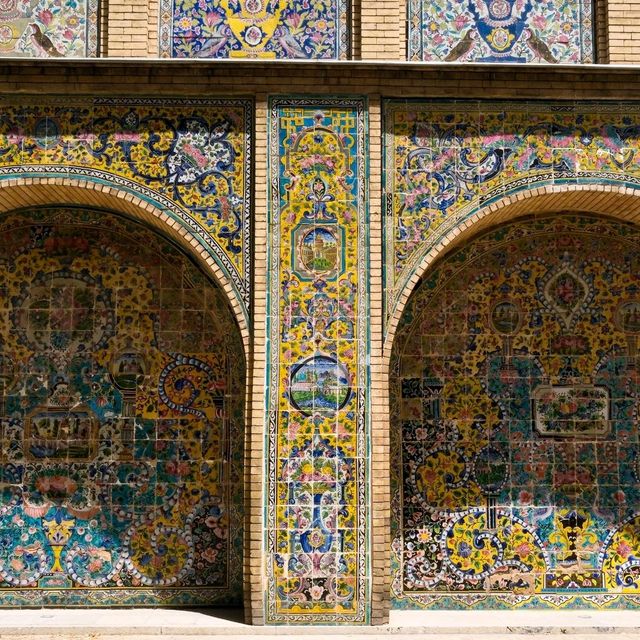 The Breathtaking Architecture of Golestan Palace 🏛️✨