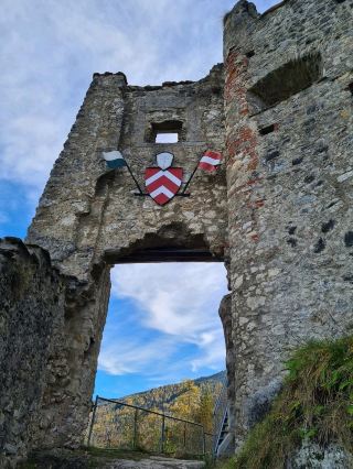 Burgruine Eppenstein：被遺忘公爵的陰影