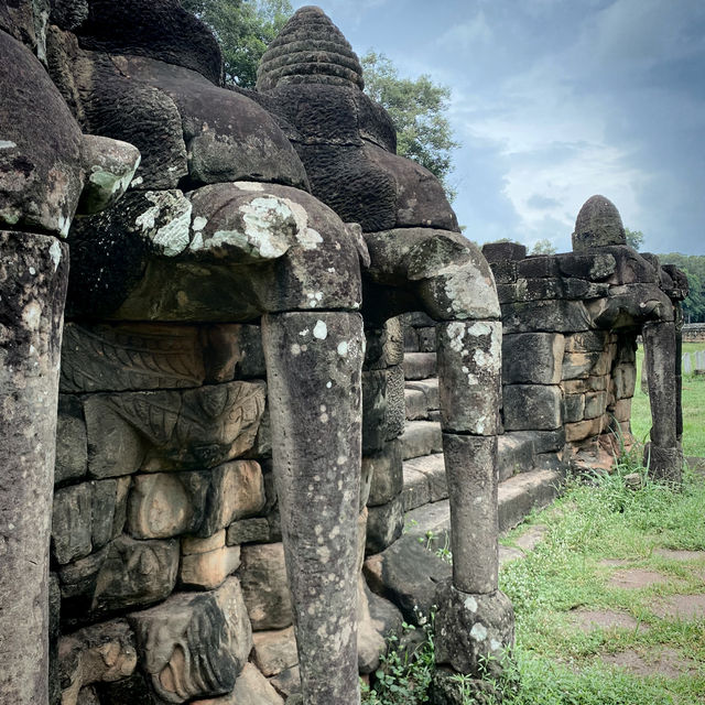Самостоятельно в поисках сокровищ Ангкора.