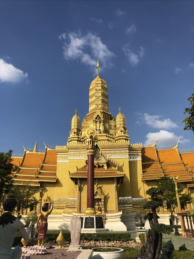 Thai Bangkok Miniature Ancient Theme Park, learn about Thai history that you want to know.