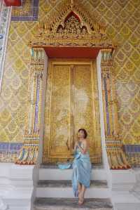 【Travel around the 🌍 world】Bangkok, Thailand 🇹🇭. Photoshoot in Thai costume at the Arun Temple