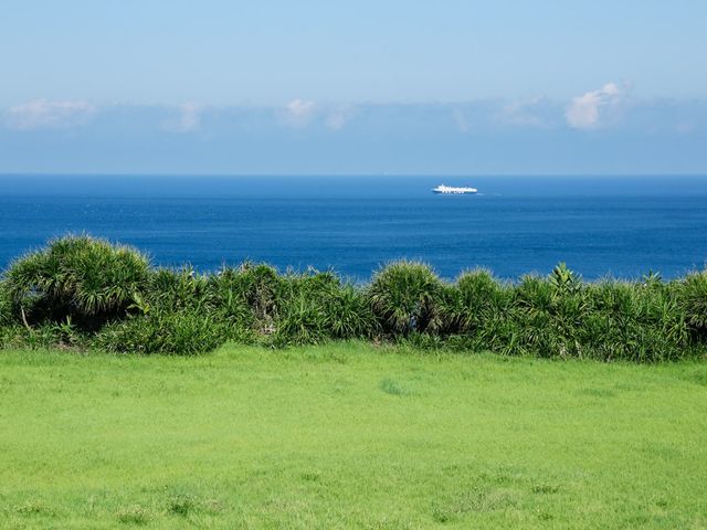 踏入墾丁，愛上這片海