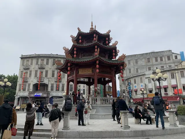 중국은 가장 완벽하게 보존된 기와 건물 군을 보유하고 있습니다