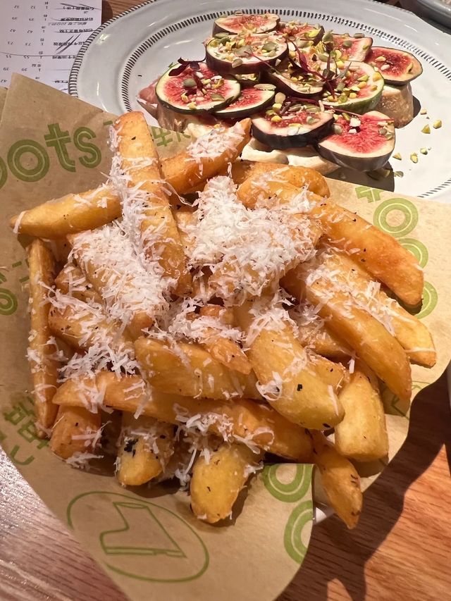 景楓新開的 ～泥靴～漂亮飯