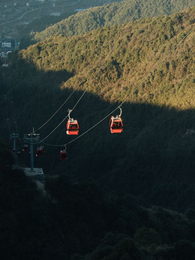 江西年味兒奇幻世界裡看場山海燈會