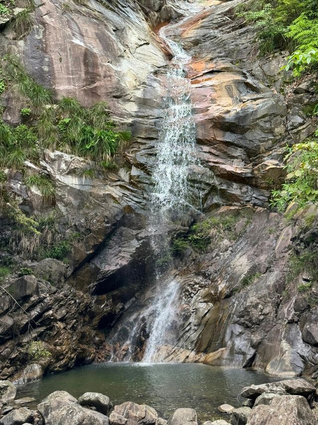 雲端探秘，一日盡享清涼 —— 明堂山避暑攻略