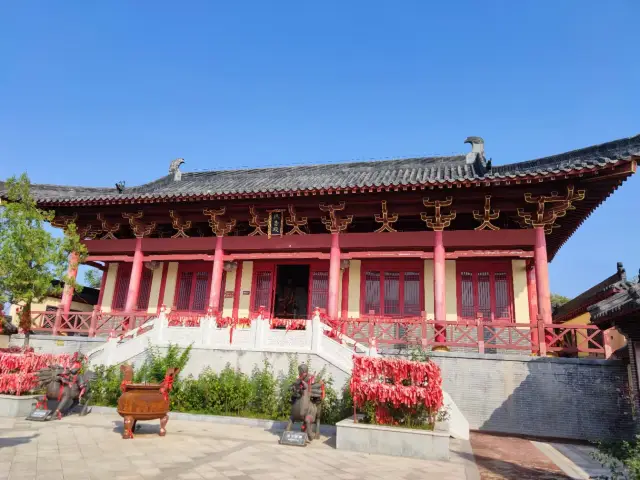 黃金寨原生態旅遊區
