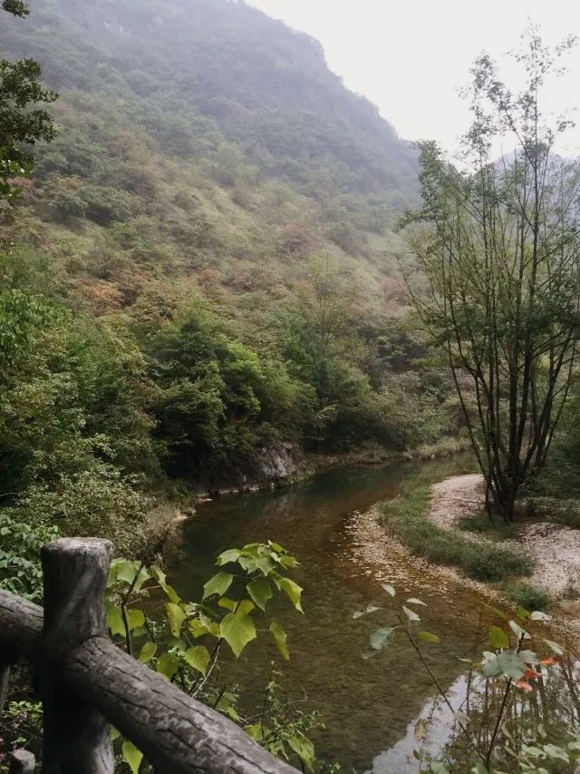 鄂西北的“九寨溝”--鄖西五龍河