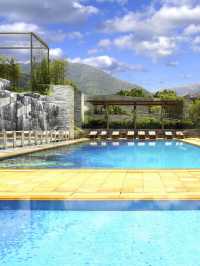 🌟 Hong Kong Haven: Novotel Citygate's Delights 🌟