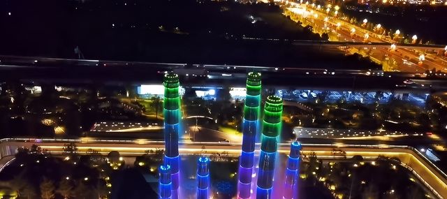 環球中心海洋樂園體驗沙灘玩水的快感，這就是室內玩水樂園，爽啊