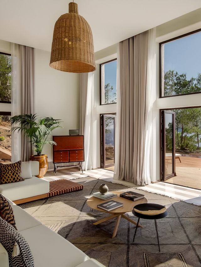 Spain🇪🇸 Sunshine and Sea🌅 Ibiza Six Senses Hotel!