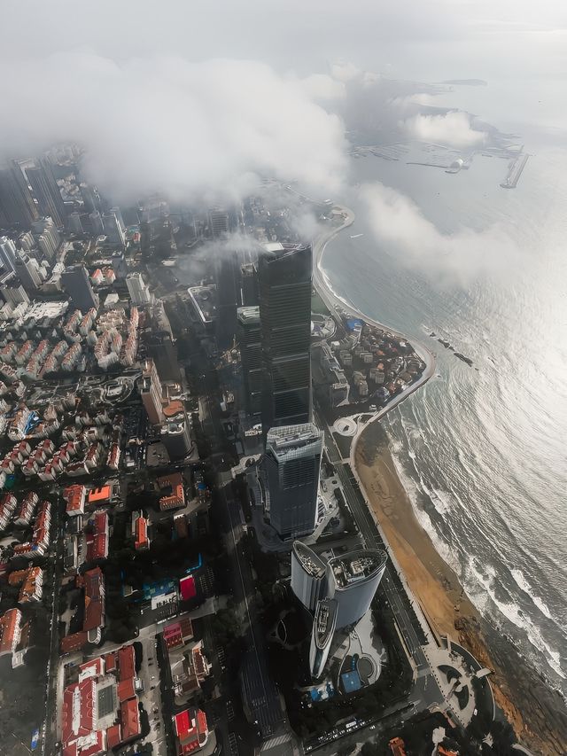 日出青島浮山灣。