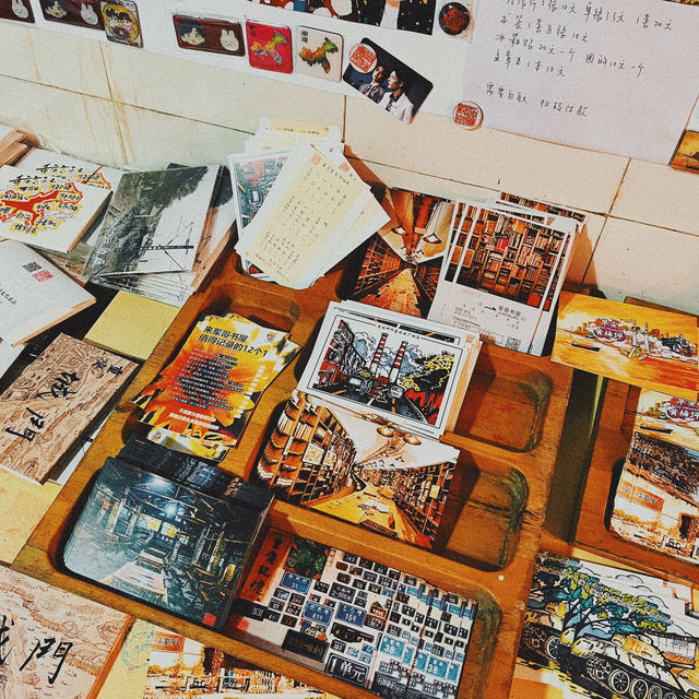 在黃桷坪｜為了這個書屋，你可以專門去一趟重慶。老闆若不在，請自助。