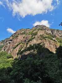 小小靈通山已累趴，懸空寺已去很值得！。