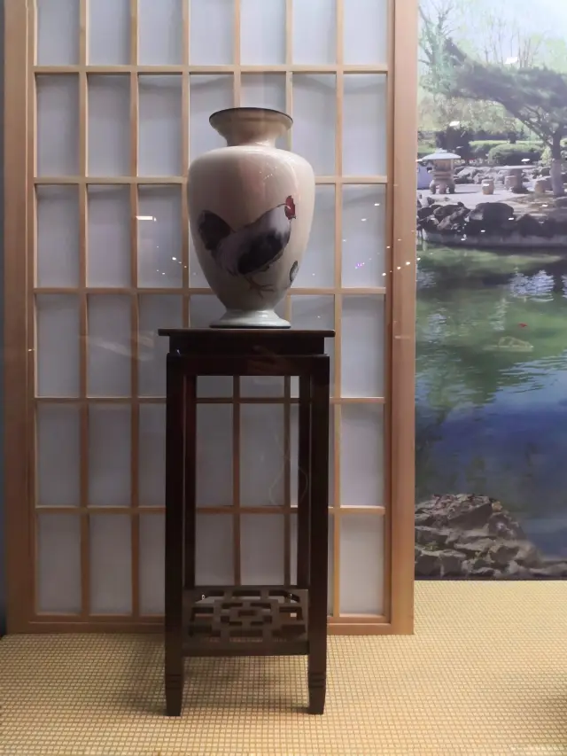 Huayuan Building Exhibition - The Orchid Emblem Remains, the Emperor's Dream Becomes an Illusion.