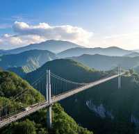 漫步越南河江天空之橋，邂逅雲端奇景