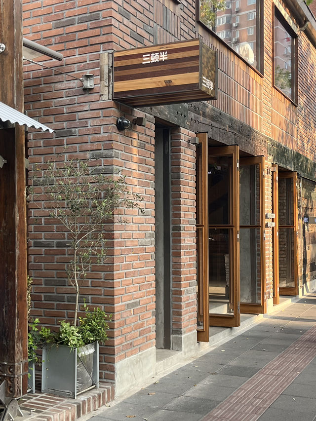 Shanghai｜Popular coffee shop on Yuyuan Road