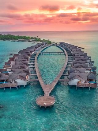 Underrated Treasure Island Hotel | Fairmont Sirru Fen Fushi