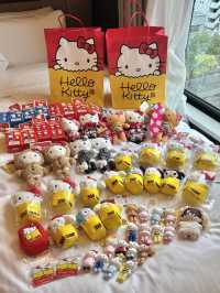 救命！這波Hello Kitty 50週年限定周邊太燒了🔥