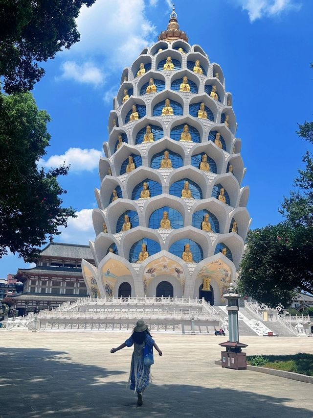 常州寶林禪寺|“金菠蘿”打卡全攻略||地址:常州市武進區虹西路98號(淹城遺址旁) 門票:免費! 常州寶林禪寺|“金菠蘿”打卡全攻略||地址:常州市武進區虹西路98號(淹城遺址旁) 門票:免費!