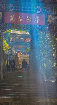 昆明周邊冷門古剎 | 8元打卡600年盤龍寺！