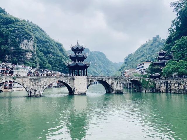 【標題】 貴陽周邊2日遊｜古鎮控必打卡！一天穿越軍事要塞，一天漫步水墨山城【正文】
沒有哪個文藝青