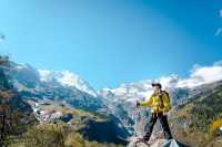 秋天在雨崩村欣賞梅里雪山的日照金山