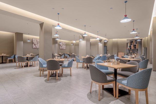 季朵酒店把銀杏暖冬拍進旅拍裡