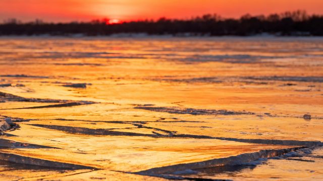 哈爾濱冬季私藏機位｜在鑽石海岸邂逅一場鎏金日落
