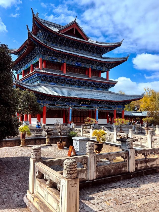 赴一場木府之約