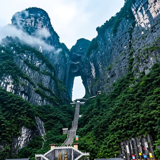 湖南10天9晚一家四口家庭旅行攻略(預算:12000元) 湖南10天9晚一家四口家庭旅行攻略(預算:12000元)