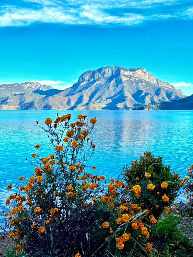 More beautiful than Mount Fuji! Lugu Lake in winter is truly a paradise!