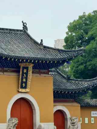 上海龍華寺現況｜祈福請手繩少排隊攻略｜Trip.com 上海