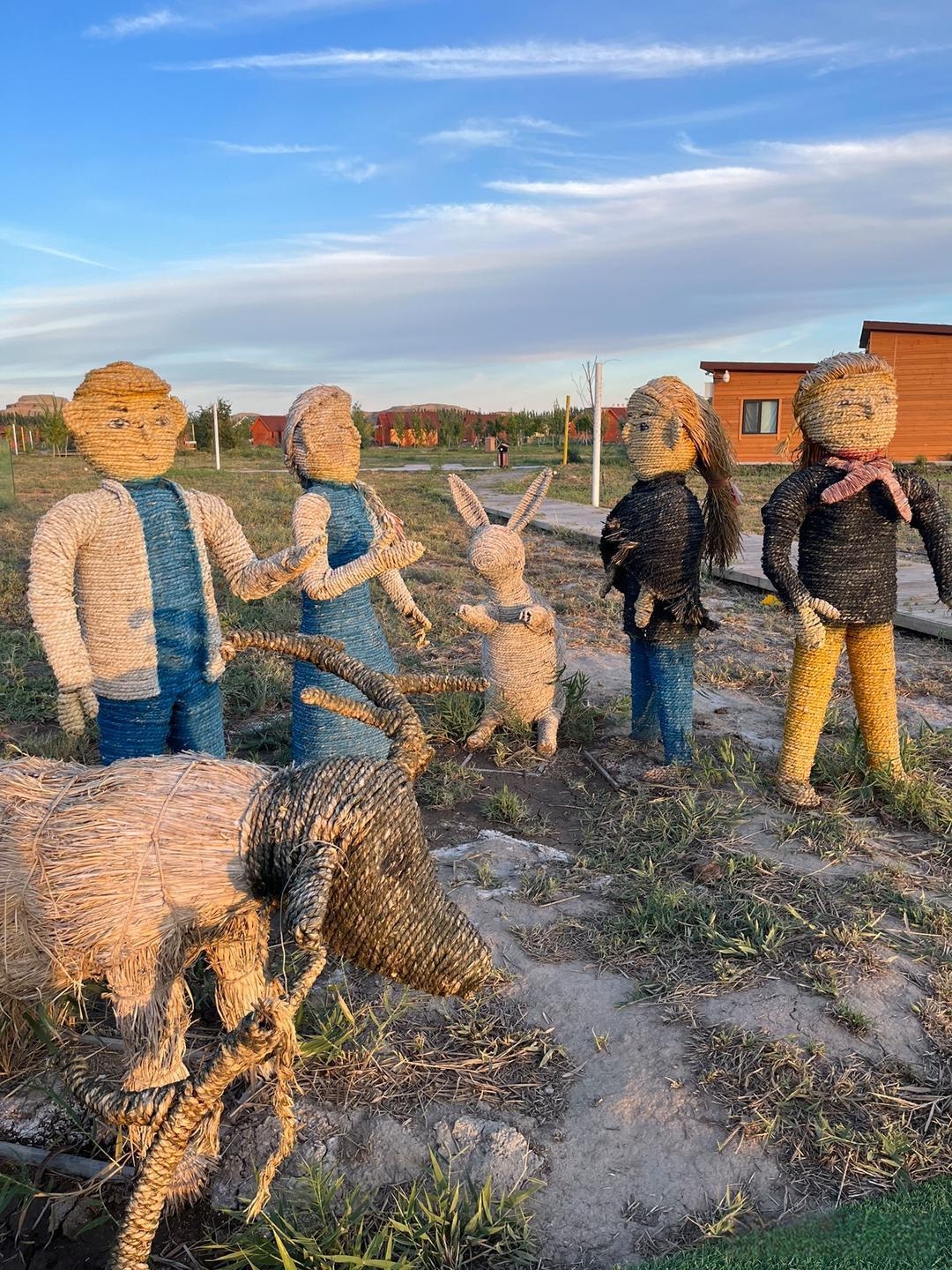 Autumn family travel guide to Karamay