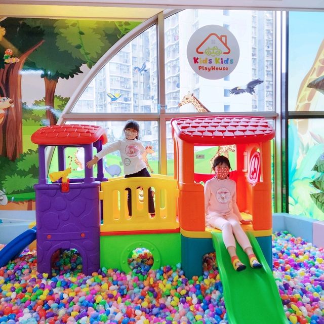 狂歡糖果池 ～ 大角嘴奧海城KIDS KIDS CAR ～