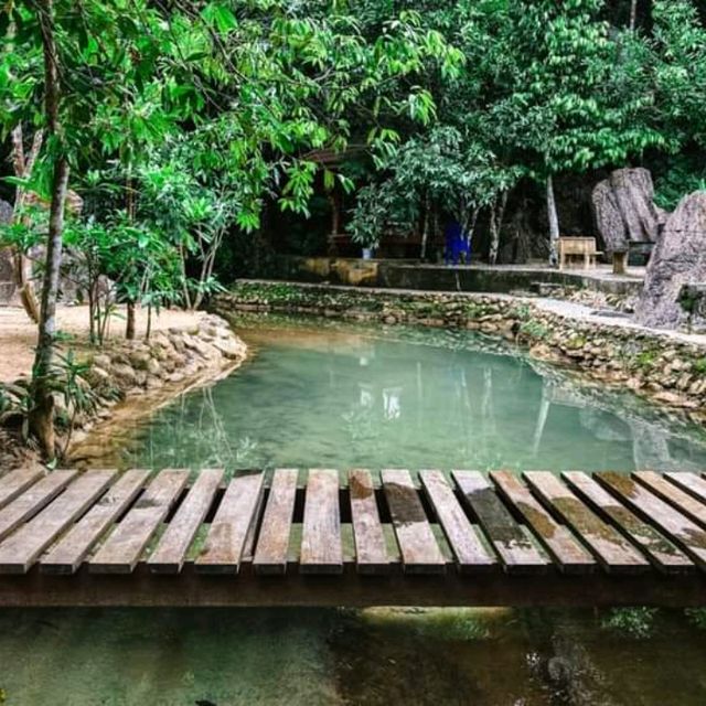 คลองมอญ
