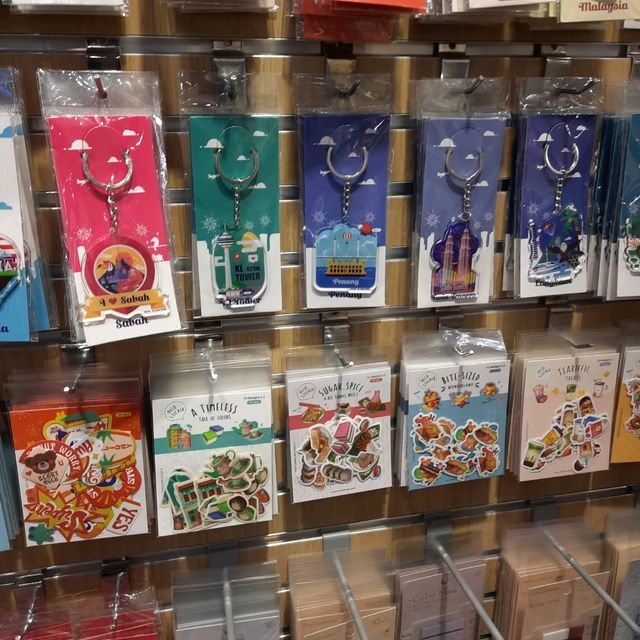 Paper Adventures, unique souvenirs 