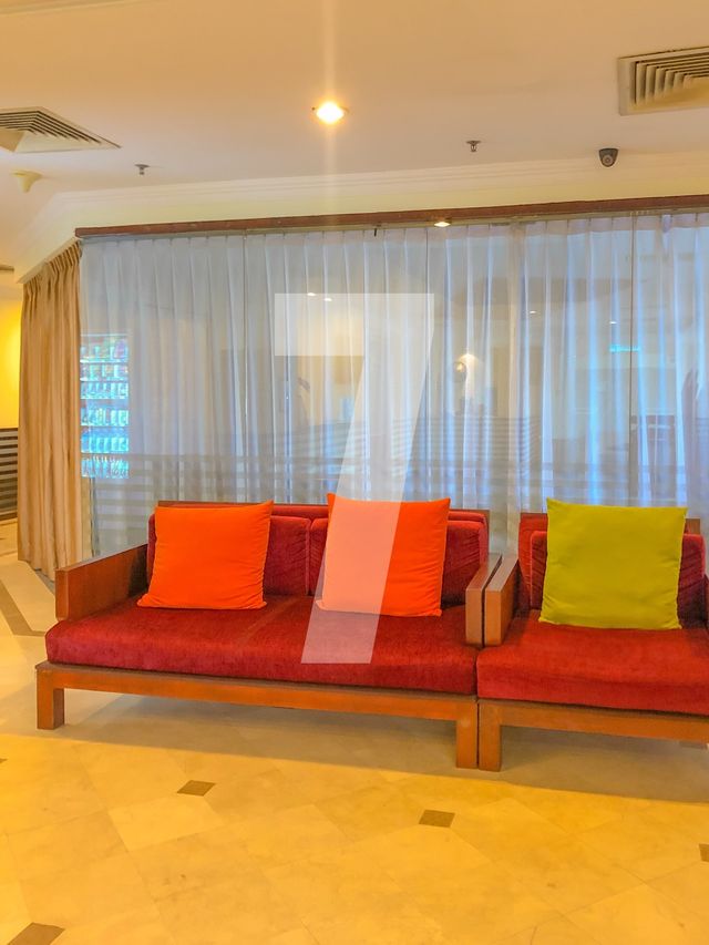 STRATEGIC PLACE FOR STAYCATION! 😍