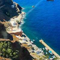EXPERIENCING THE GONDOLA LIFT IN FIRA!