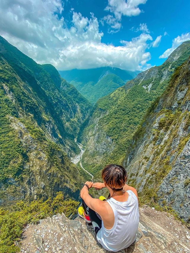 懸崖峭壁上的古道，錐麓古道