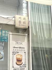 다양한 커피 원두를 즐길 수 있는 합정 카페 커피폴리☕️