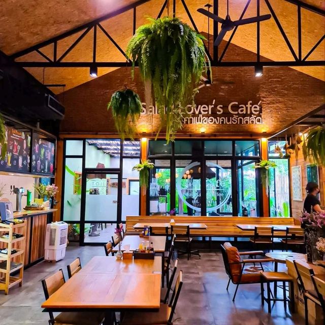 We Cafe Phuket