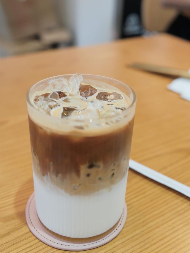 ✨牛角包窩夫配雪糕有驚喜💗💗