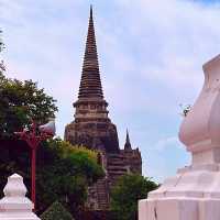 วัดเบญจมบพิตร วัดสวยบนเหรียญ