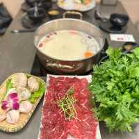 九龍城親子寵物友善餐廳～火鍋湯底超得！