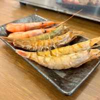 【兵庫・西宮市】活魚水槽の活貝をその場で焼いて味わえる「活貝センター 門戸漁港」