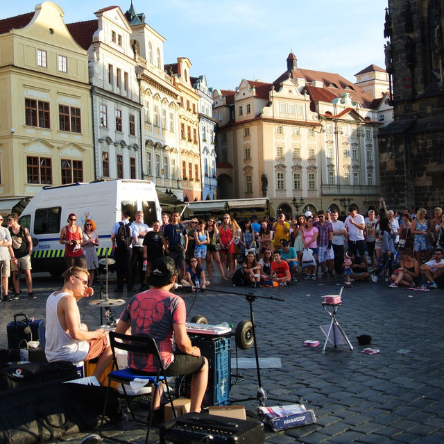  Old town square (Staroměstské náměstí)